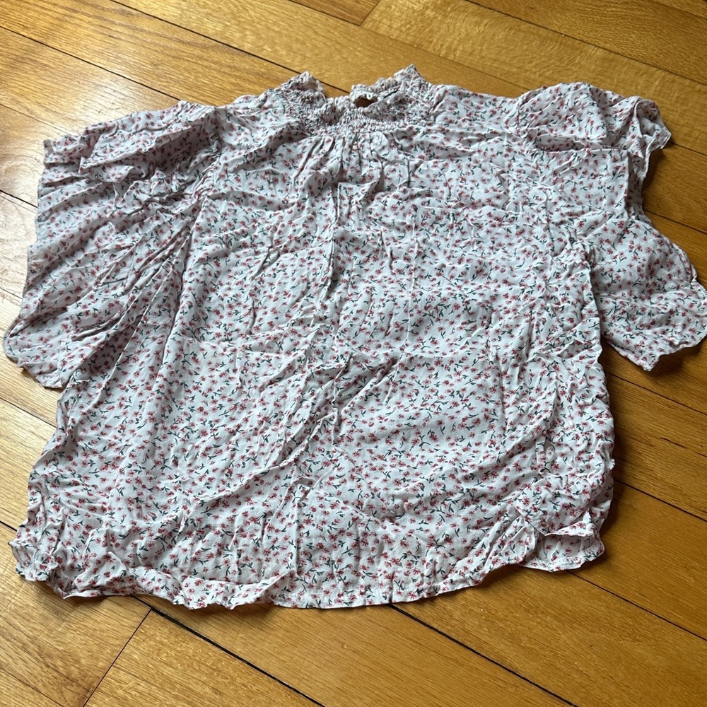 SHEIN Pink Floral Smocked Neck Short Sleeve Blouse